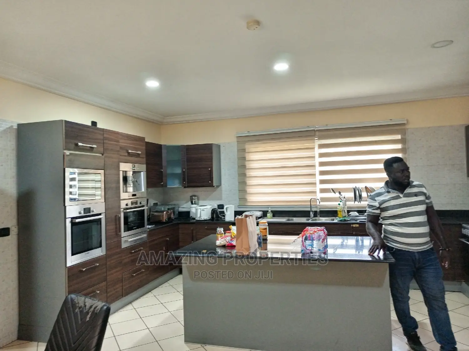 5bdrm House in East Legon for sale in East Legon