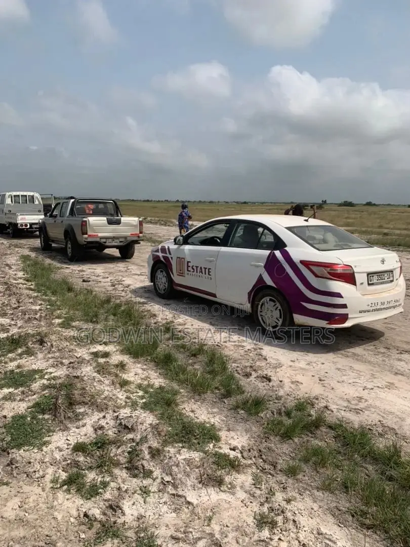 Get a Genuine Plot Today in Tema Metropolitan