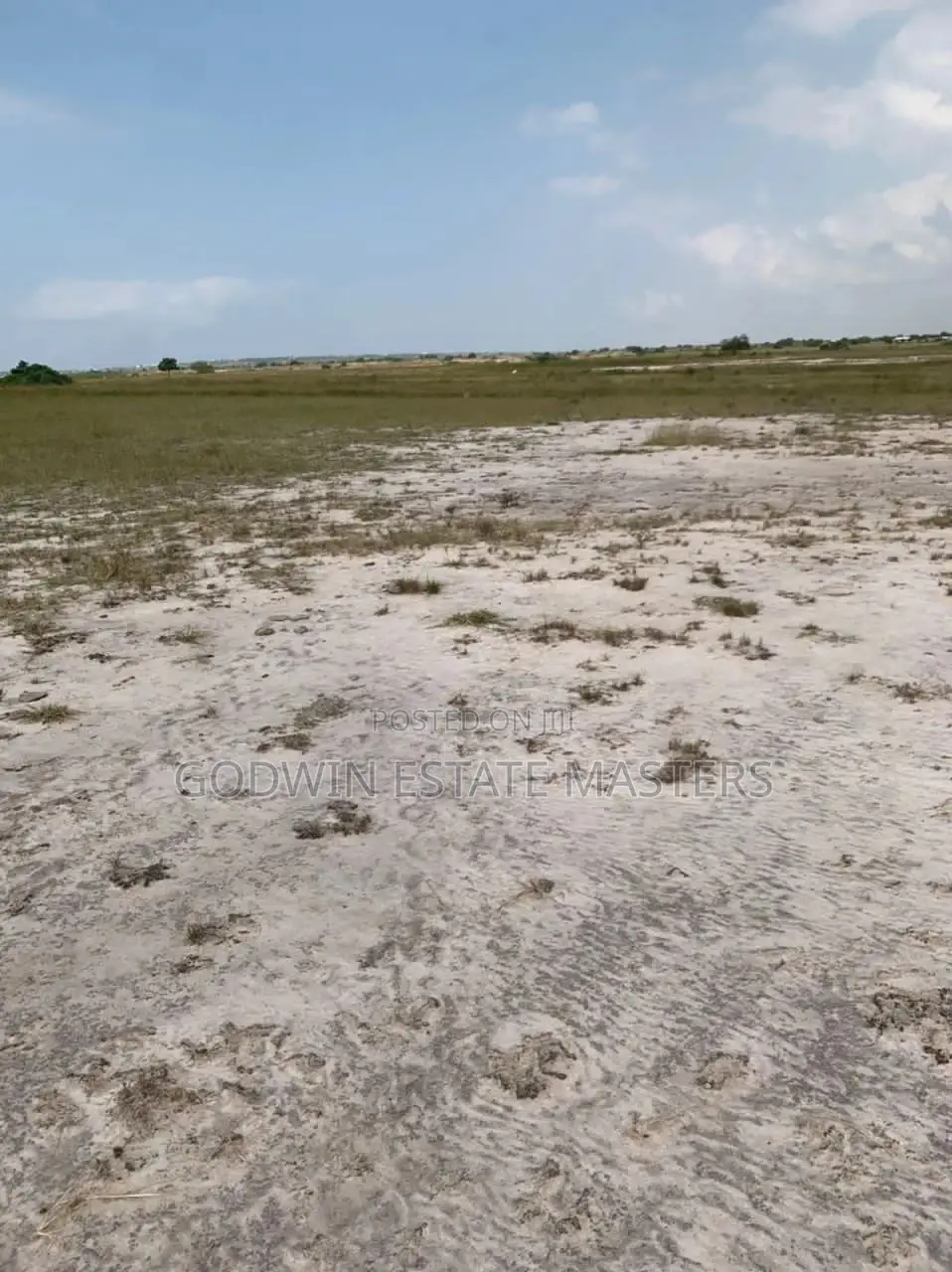 Land for Residential Use for Sale in Tema Metropolitan