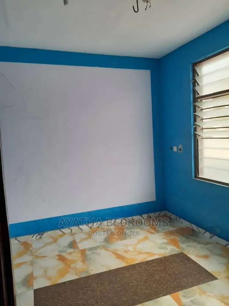 2bdrm House in Ayathar Bedroom, New Town for rent in New Town