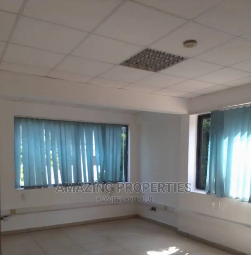 2700sqm Office Space for Dzorwulu in Dzorwulu