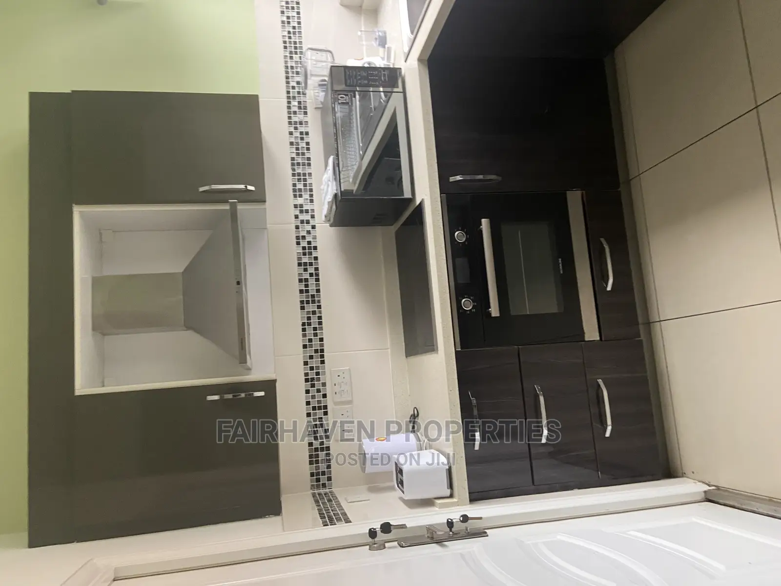 Fully Furnished 2bedrooms Apartment for Rent in Cantonments in Cantonments