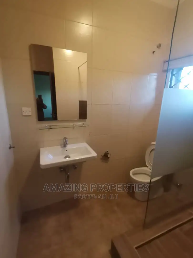 Office for Rent 5 Bedrooms House Airport Residential Area in Airport Residential Area