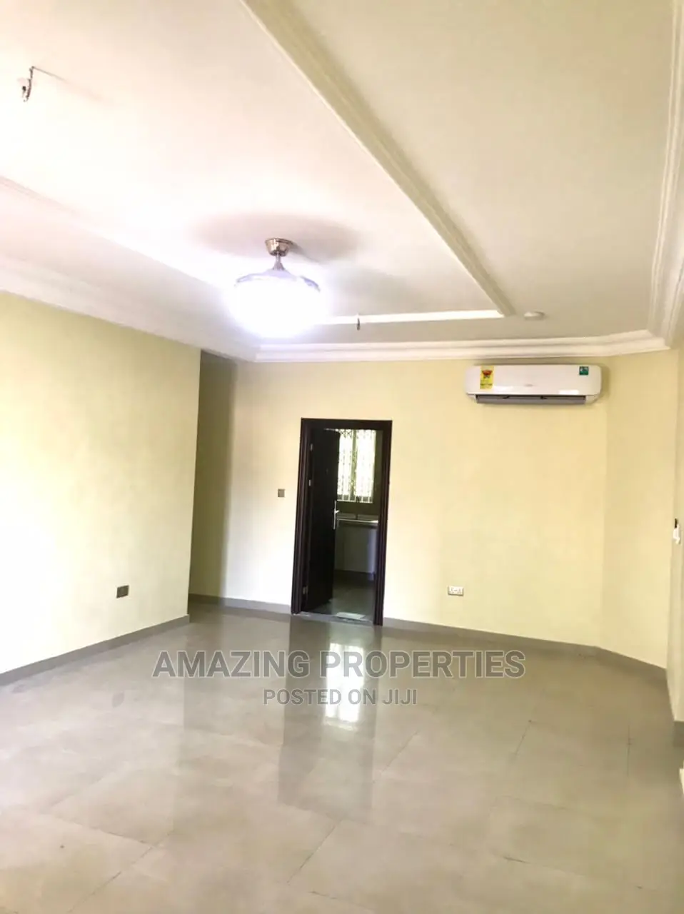 Office for Rent 5 Bedrooms House Airport Residential Area in Airport Residential Area