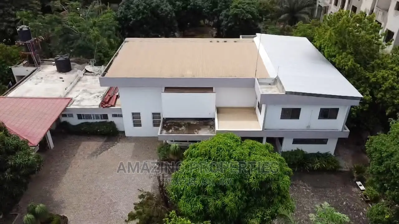 Office for Rent 5bed /3bed Boys Qut Airport Residential Area in Airport Residential Area