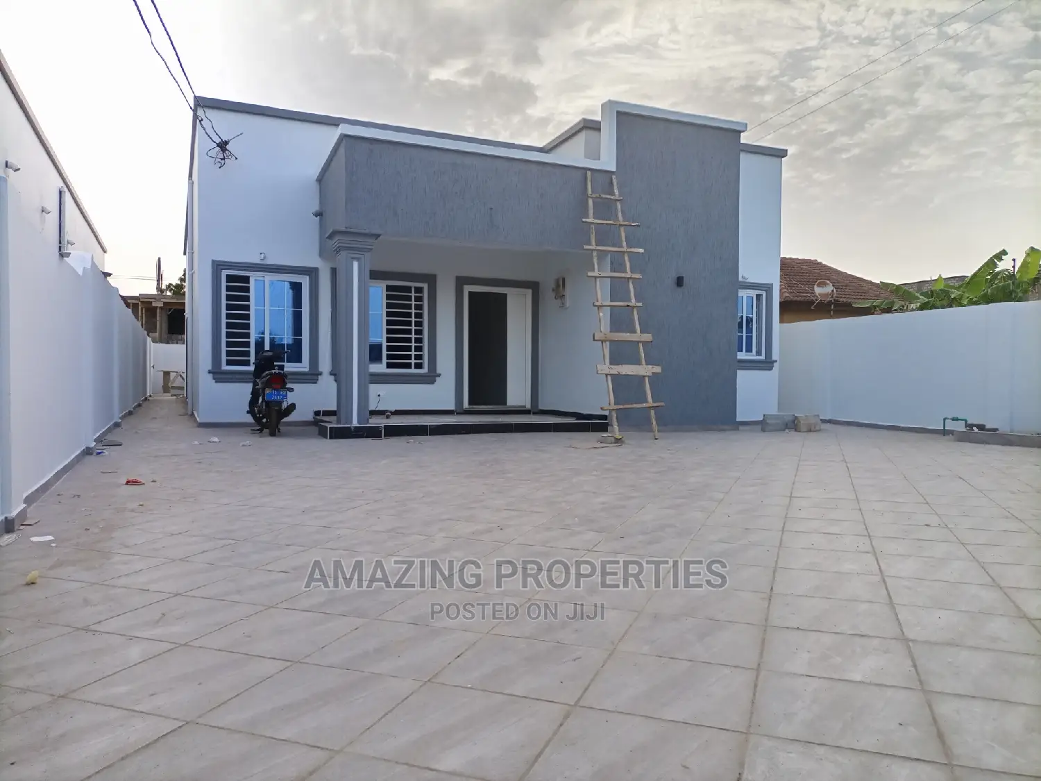 3bdrm House in for Sale 3 Bedrooms for Sale in Spintex