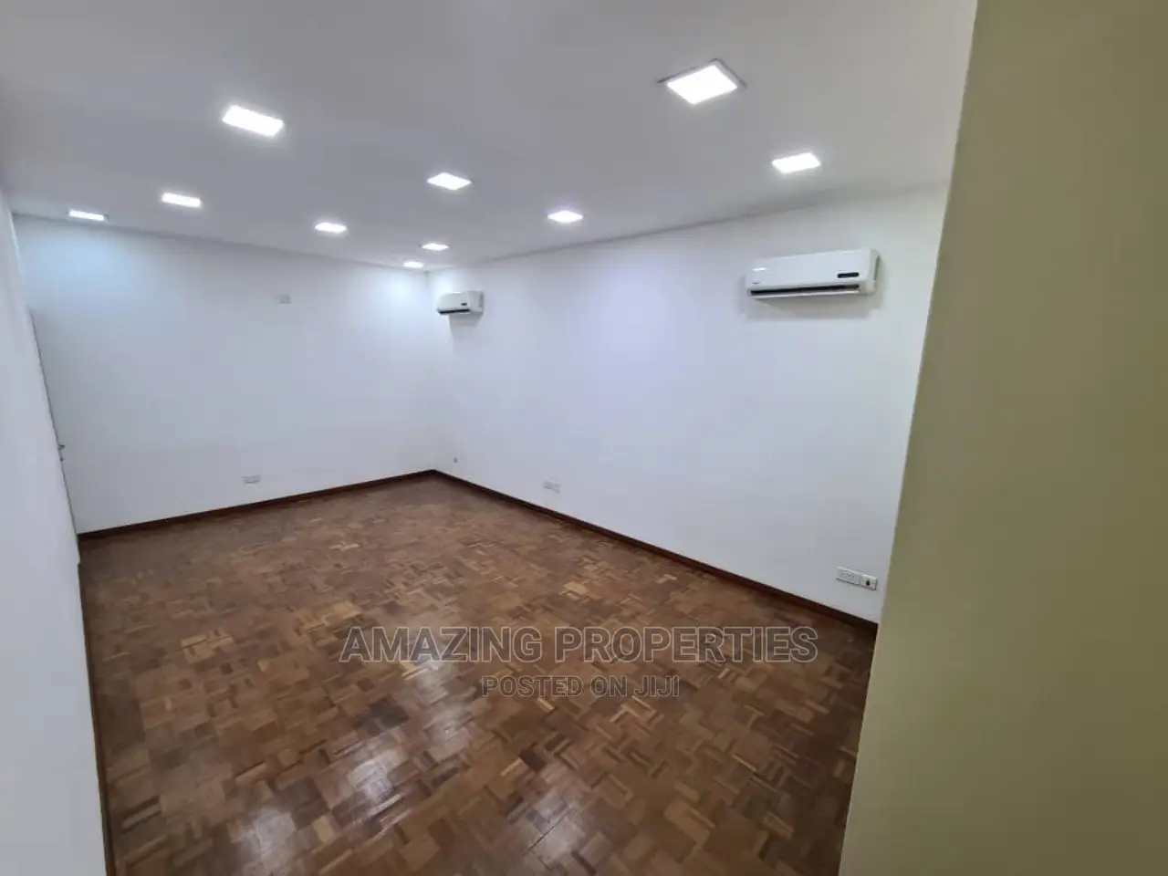 5bdrm House in Airport Residential Area for Rent in Airport Residential Area