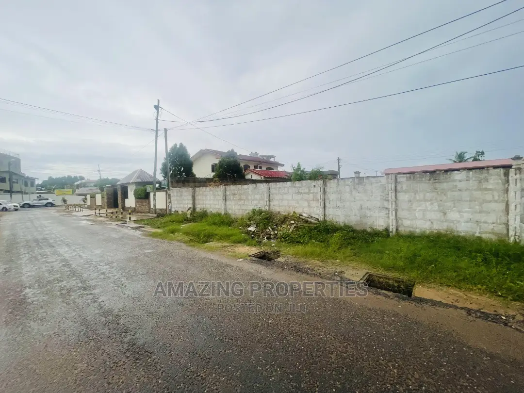 LAND FOR SALE AT RIDGE a Parcel of Roadside Land 1.35 Acres in Ridge