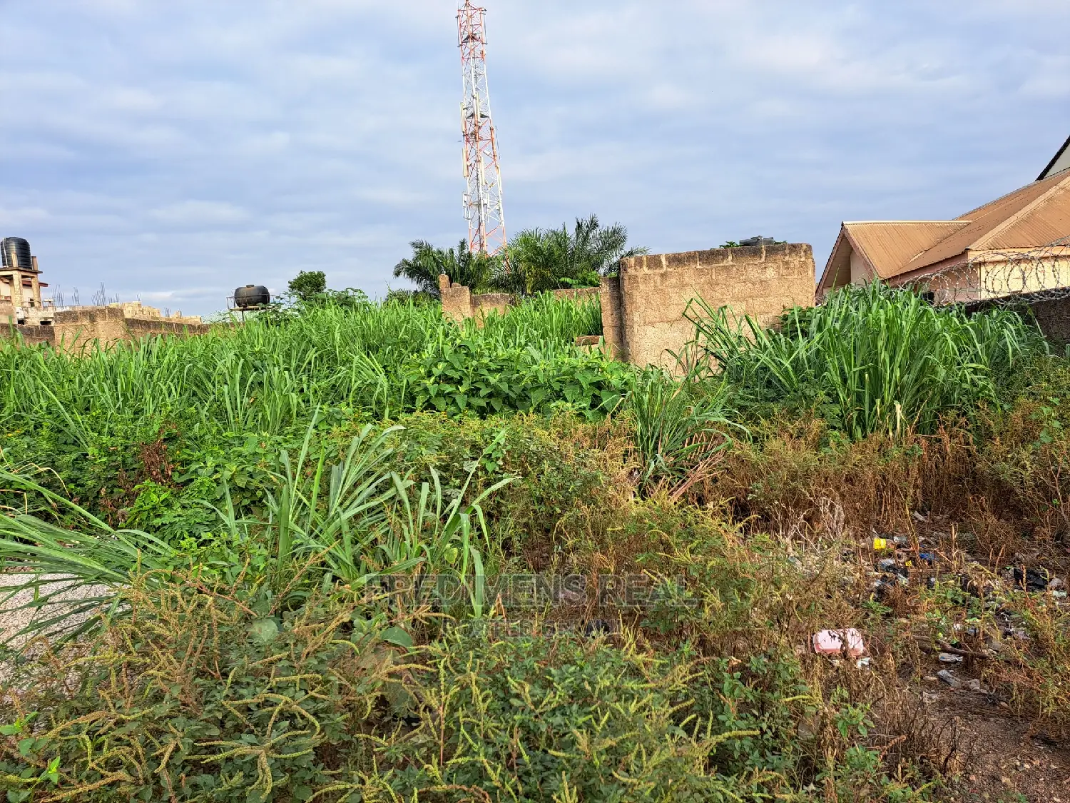5bdrm House in Fredimens Real, Kumasi Metropolitan for sale in Kumasi Metropolitan