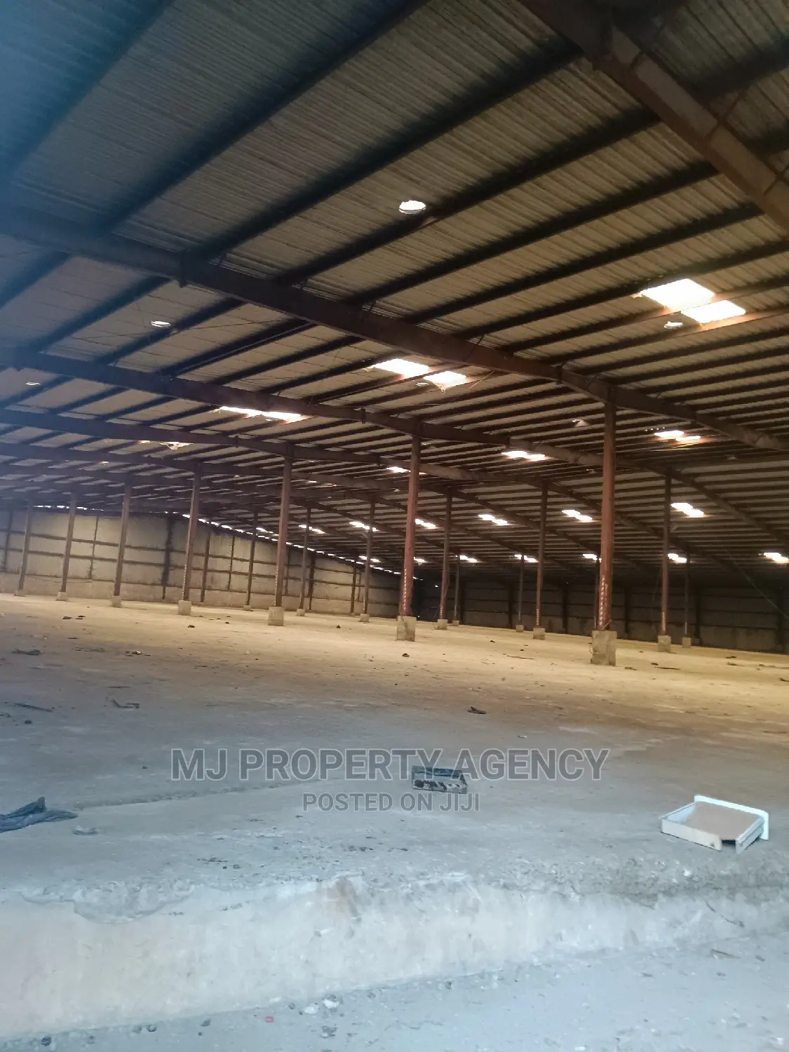 10000sqm Warehouse in Tema Metropolitan