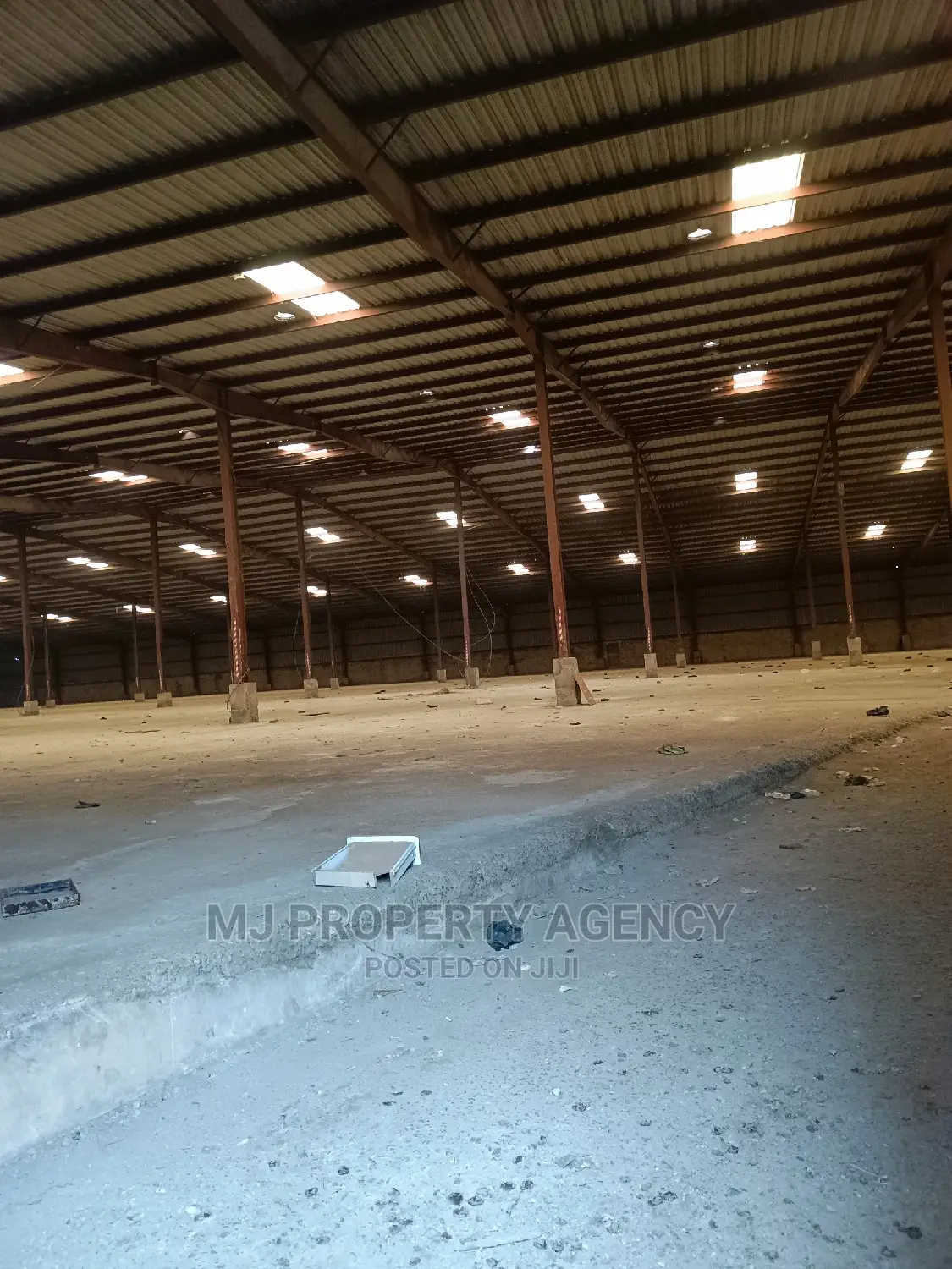 10000sqm Warehouse in Tema Metropolitan