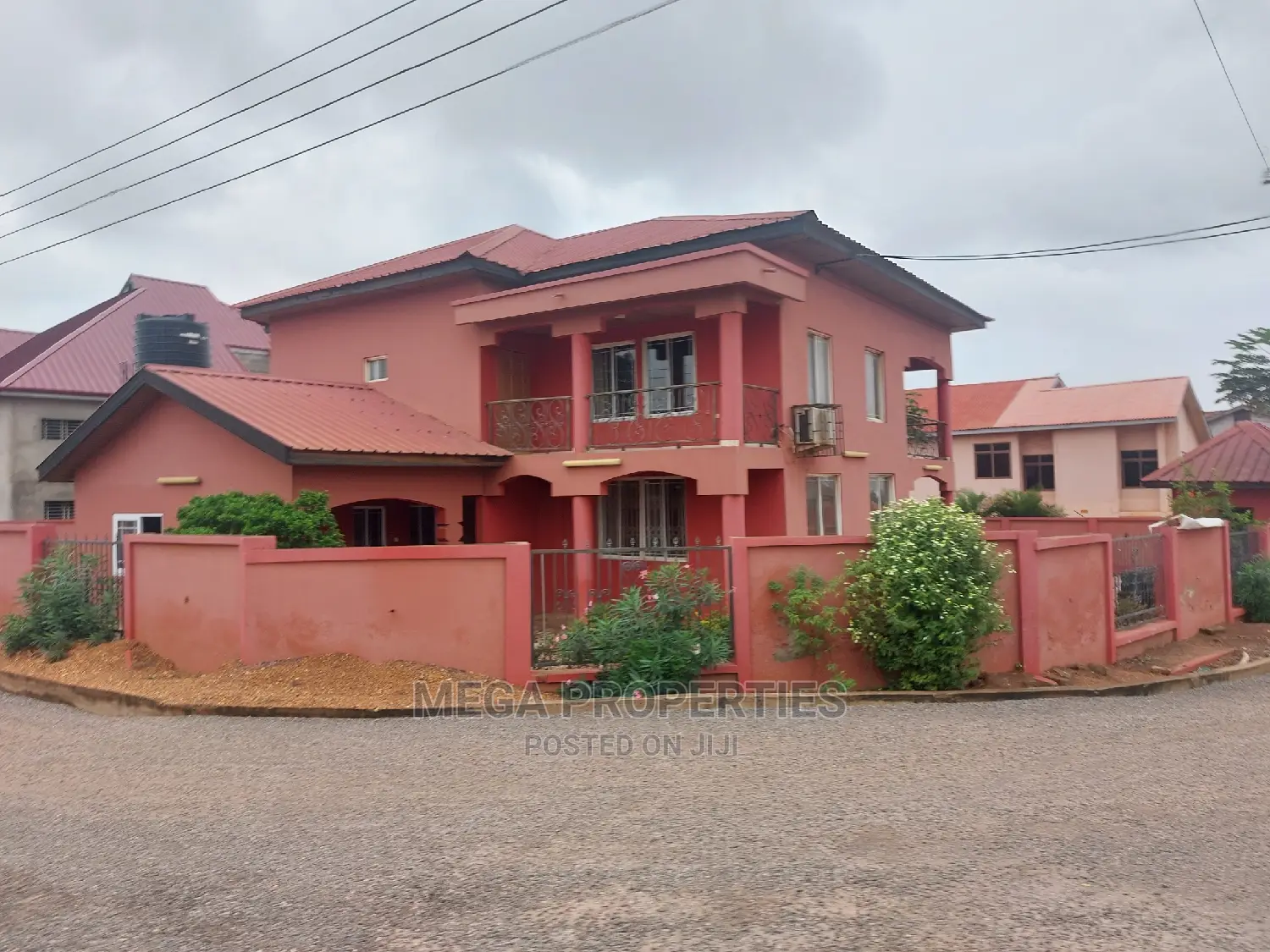 5bdrm House in East Legon for rent in East Legon