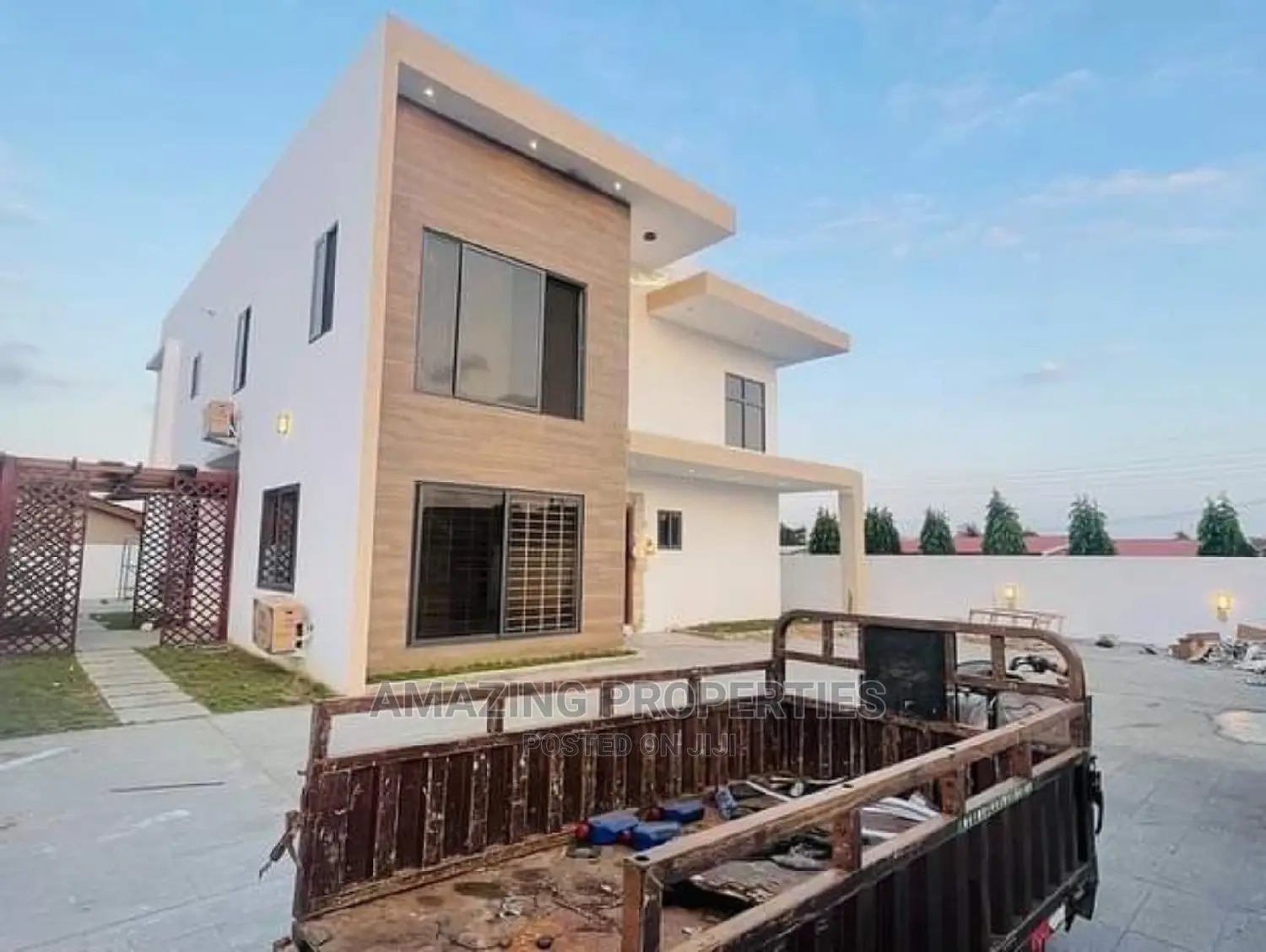 4bdrm House in Spintex for sale in Spintex