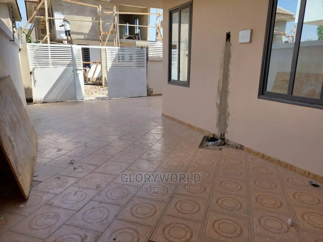 4bdrm House in Spintex for sale in Spintex