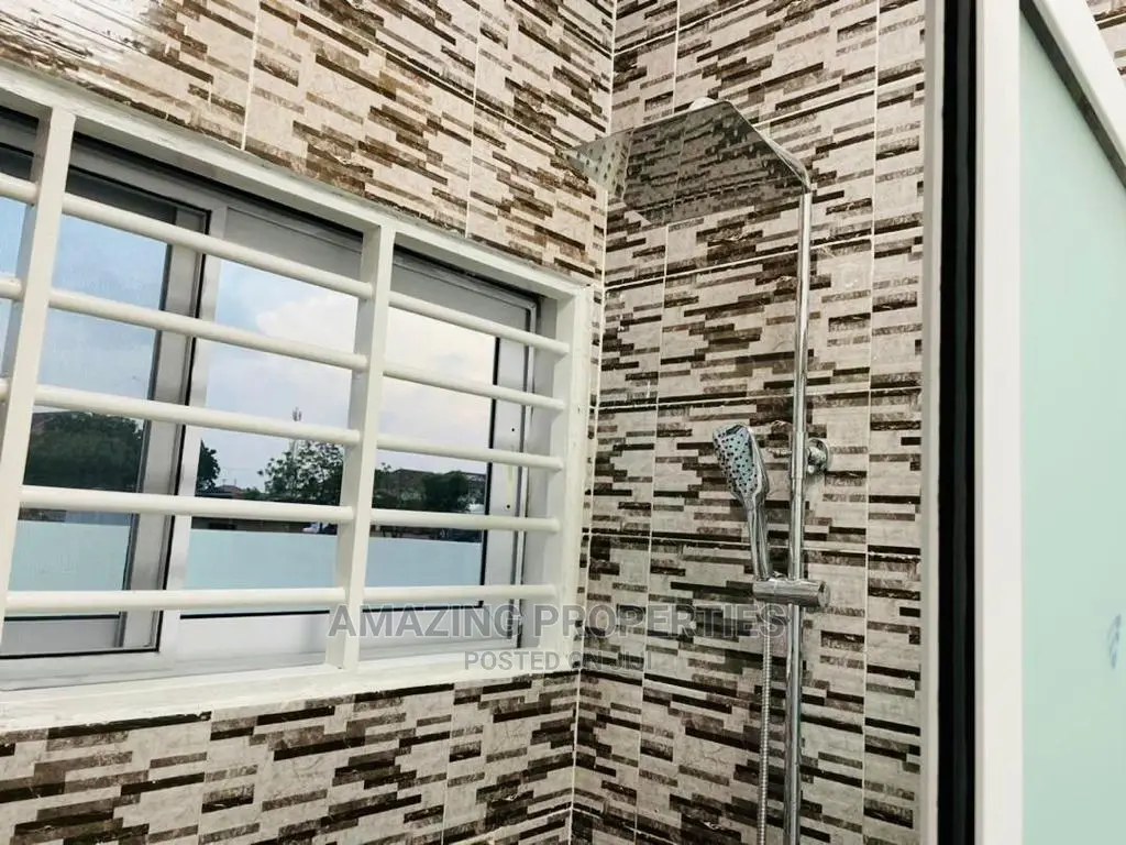 3bdrm House in Amazing Properties, Spintex for Rent in Spintex