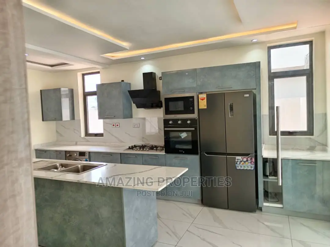 4bdrm House in East Legon for Sale in East Legon