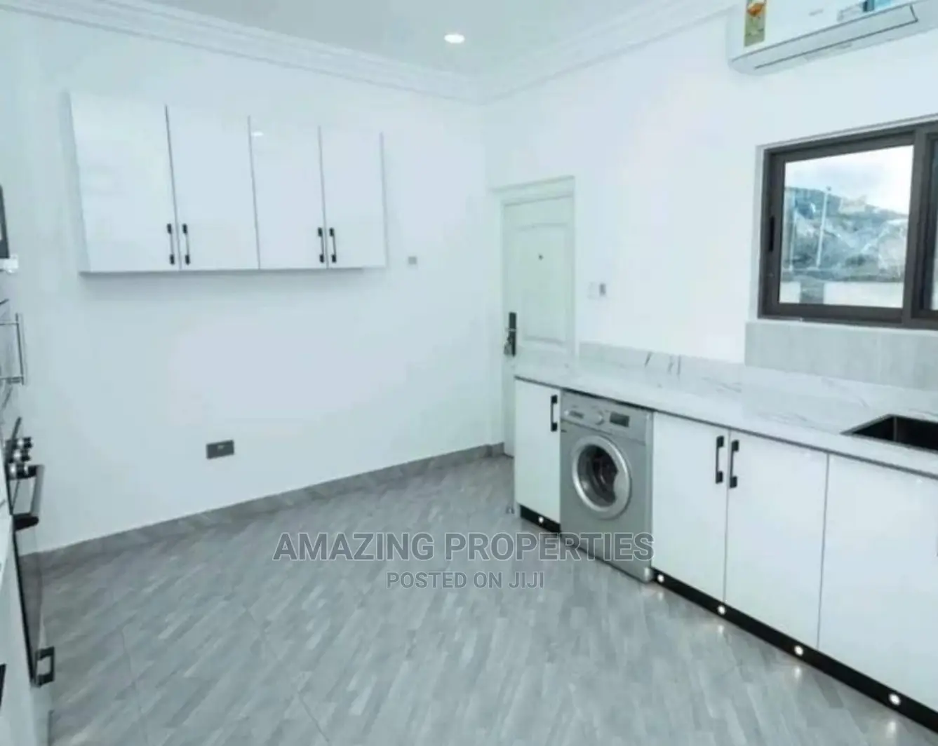 5bdrm House in Spintex for Sale in Spintex