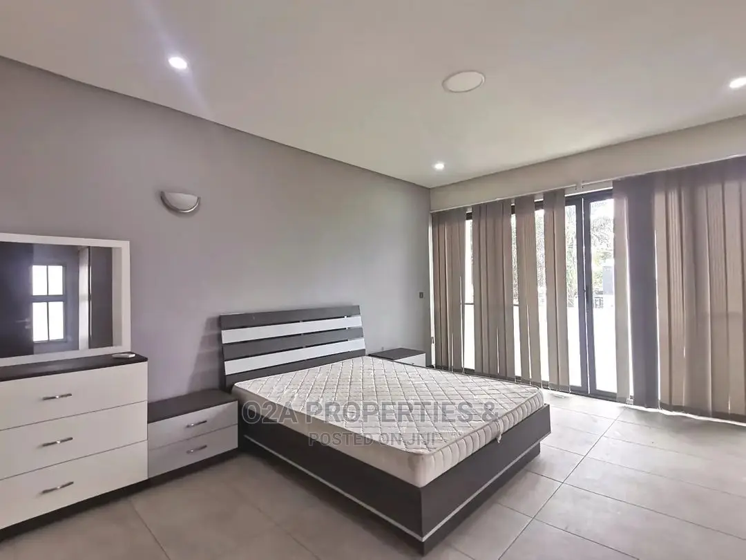 3bdrm House in Airport Residential Area for Sale in Airport Residential Area