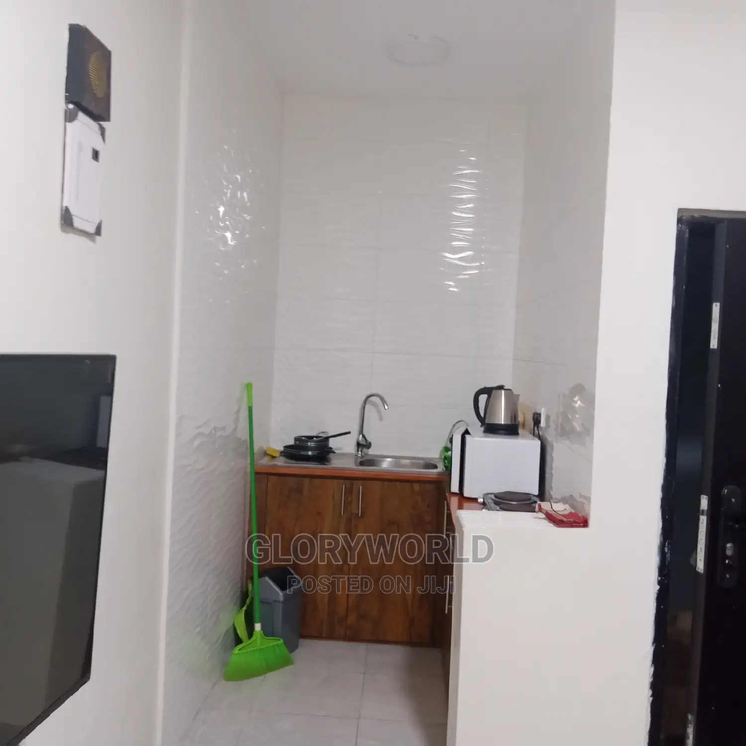 Beautiful Furnished 1 Bed Apartment at Lashibi(Ghc 650 a Day in Tema Metropolitan