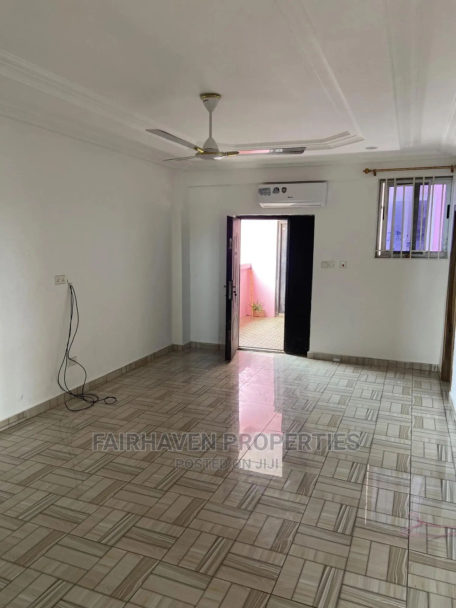 2bdrm Apartment in Tseaddo / Trade Fair, Accra Metropolitan for rent in Accra Metropolitan