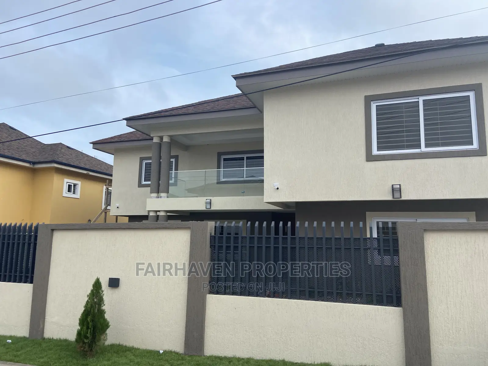 4bdrm House in Fairhaven, Airport Residential Area for Sale in Airport Residential Area