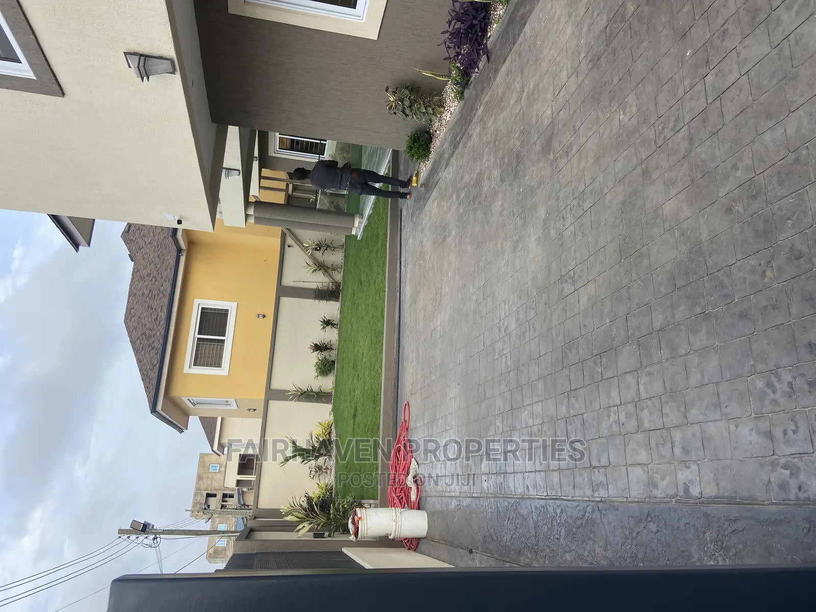 4bdrm House in Fairhaven, Airport Residential Area for Sale in Airport Residential Area