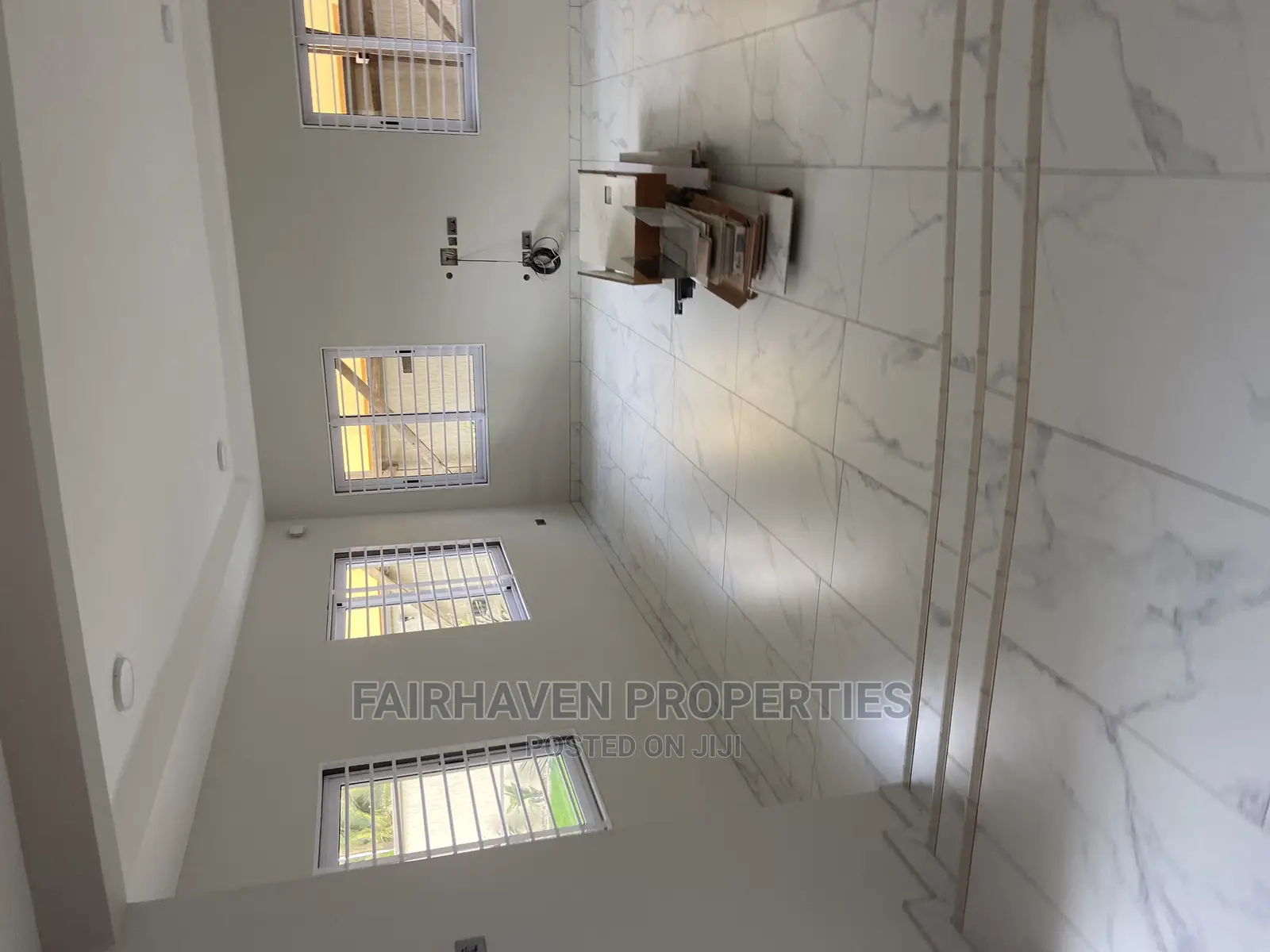 4bdrm House in Fairhaven, Airport Residential Area for Sale in Airport Residential Area