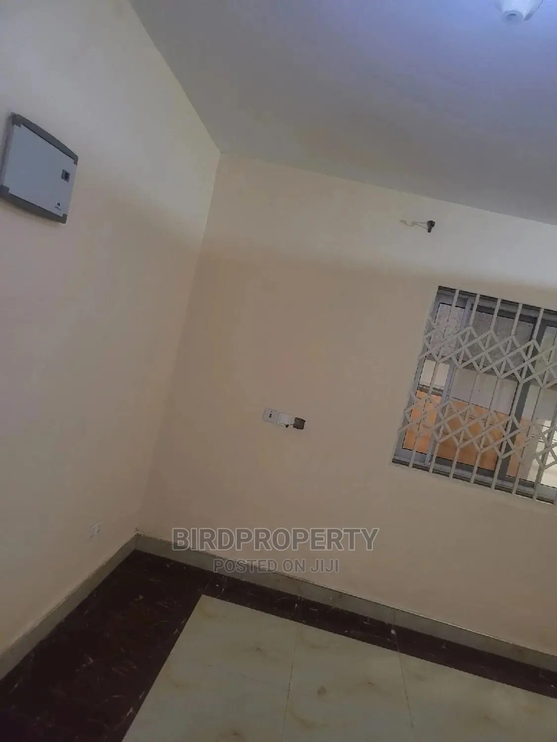 1bdrm Apartment in Birdproperty, New Town for rent in New Town