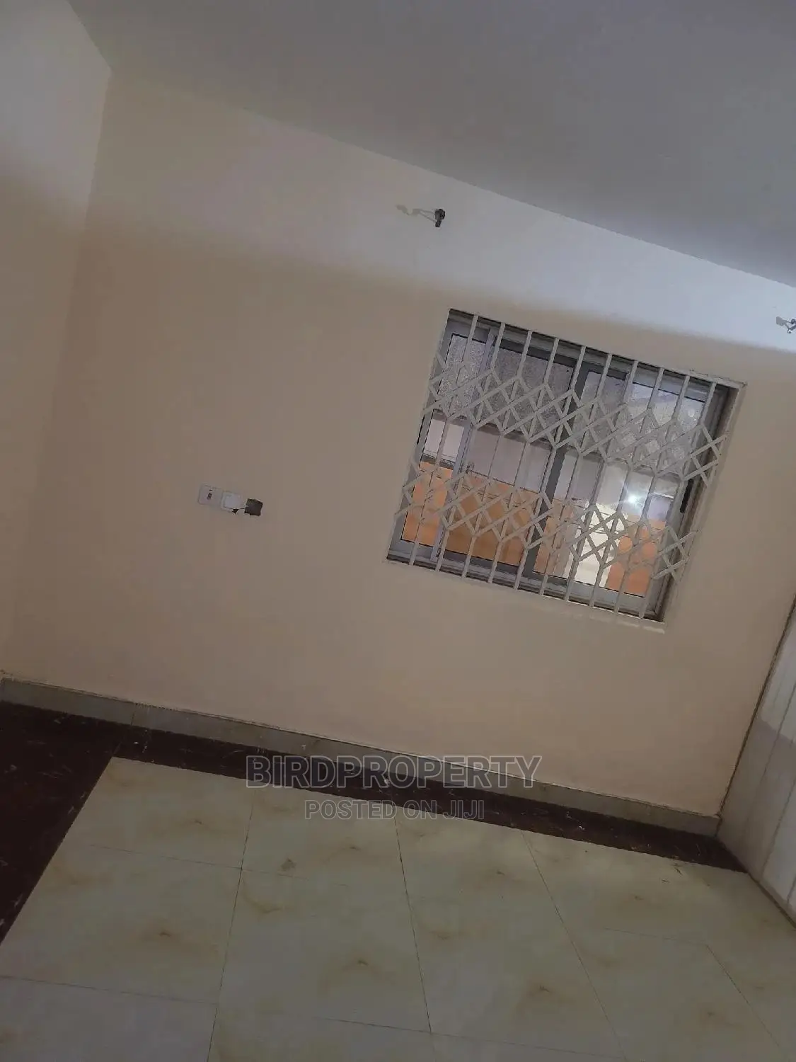 1bdrm Apartment in Birdproperty, New Town for rent in New Town