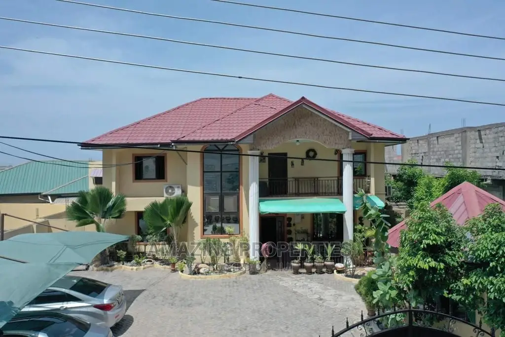 4bdrm House in Sakumono, Spintex for Sale in Spintex