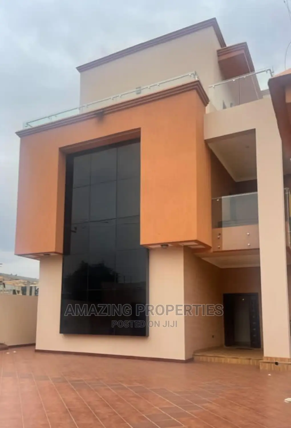 Furnished 5bdrm House in East Legon for Rent in East Legon