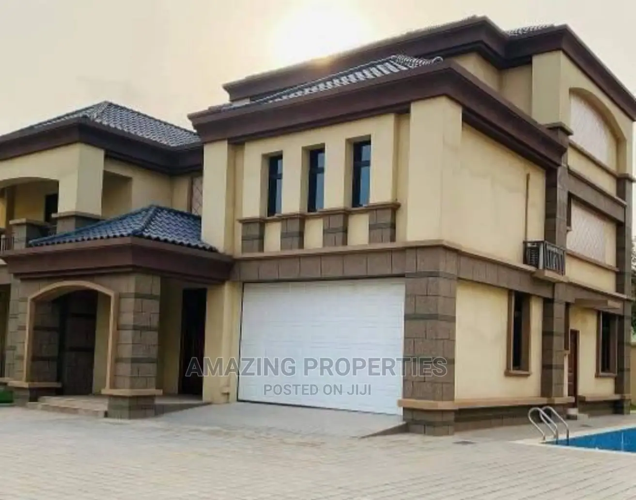 4bdrm House in Adjiriganor for Sale in Adjiriganor