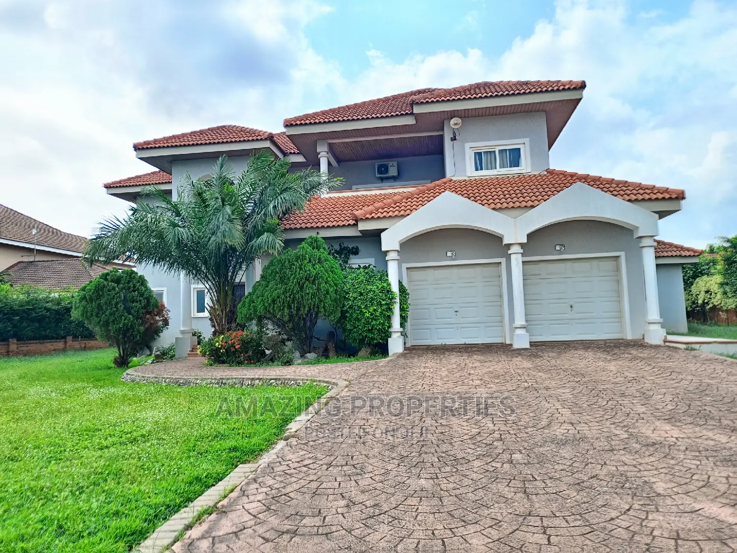 5bdrm House in Amazing Properties, East Legon for sale in East Legon