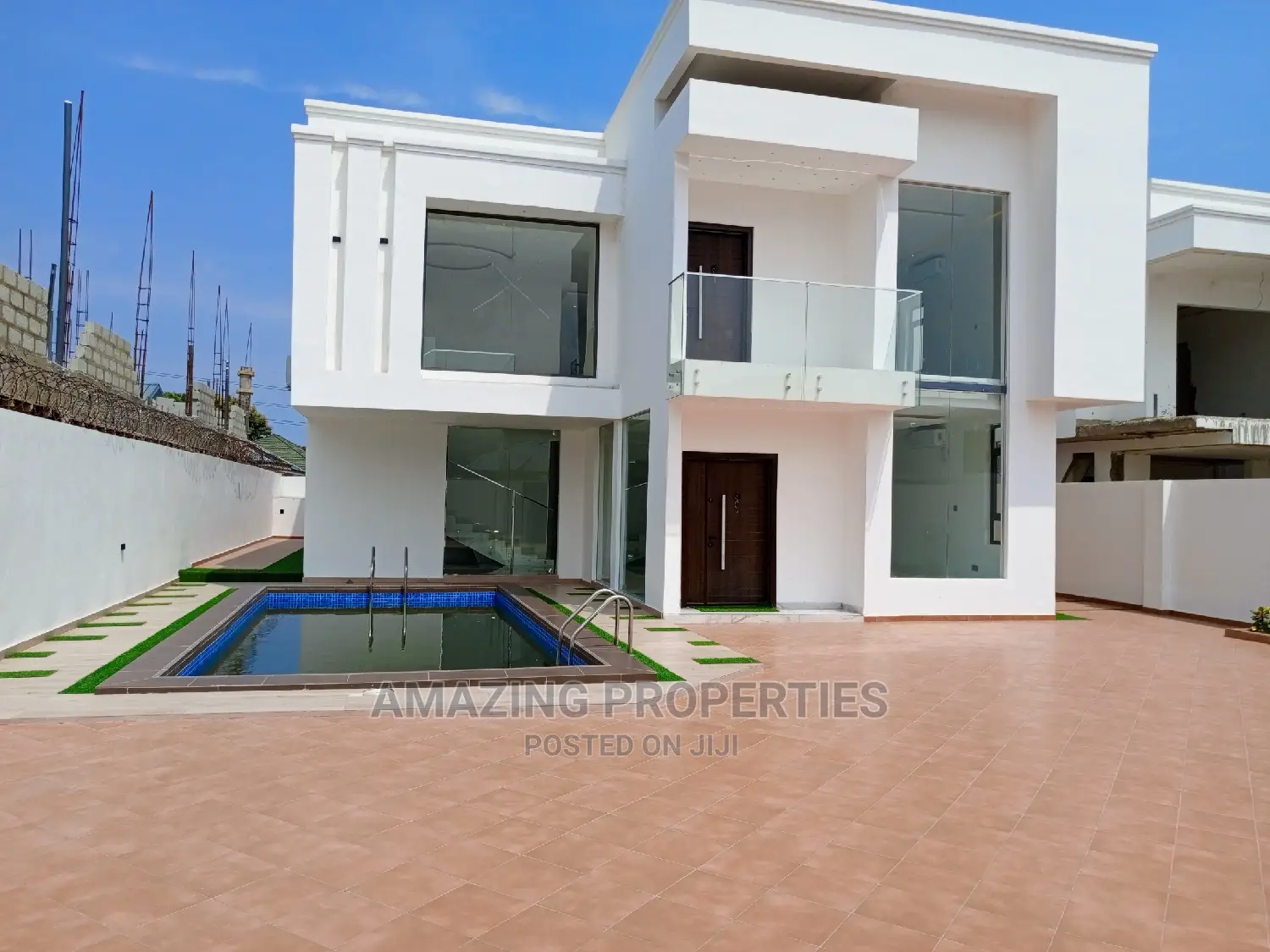 4bdrm House in East Legon, Spintex for Sale in Spintex