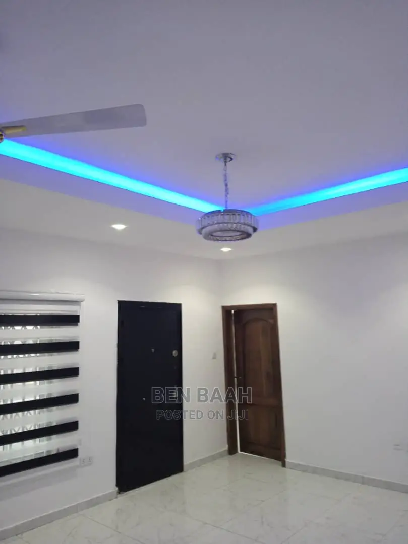 4bdrm Duplex in Ben Properties, Dome for rent in Dome