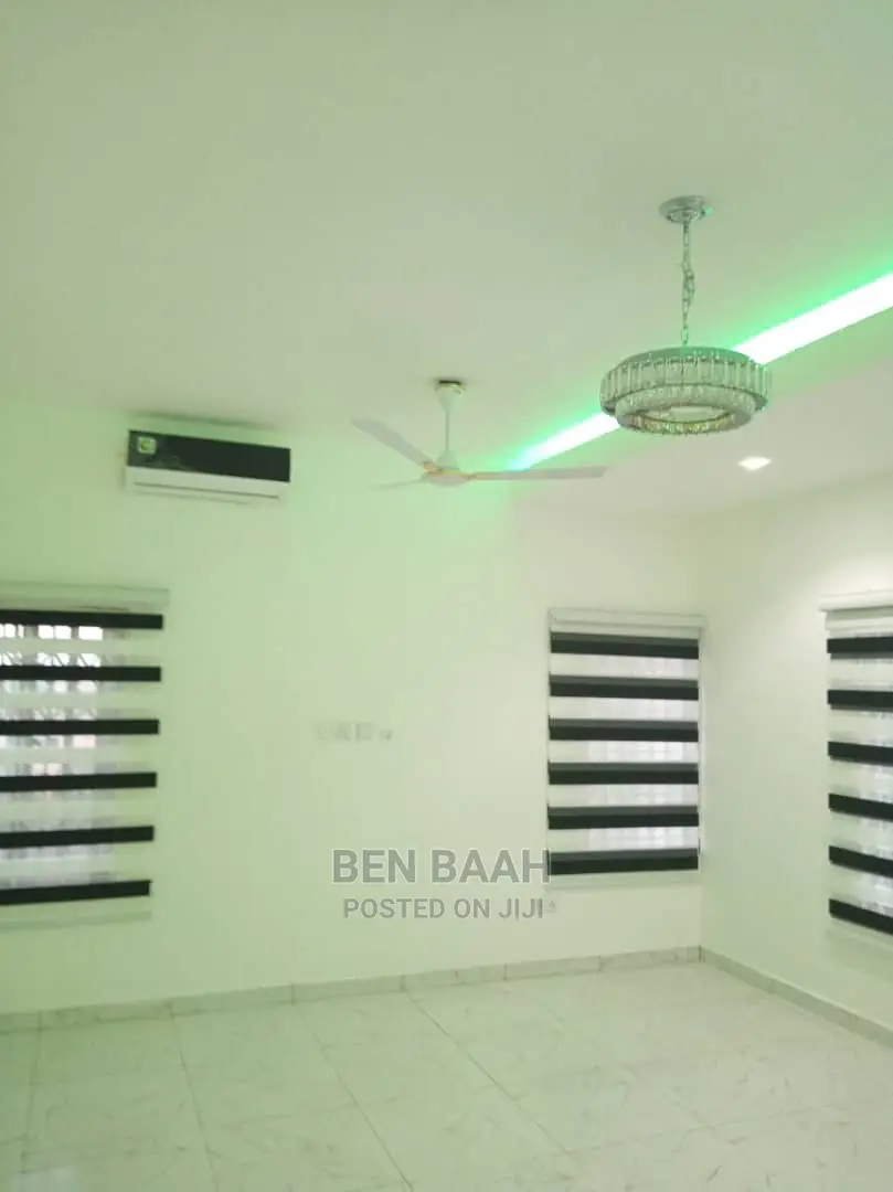 4bdrm Duplex in Ben Properties, Dome for rent in Dome