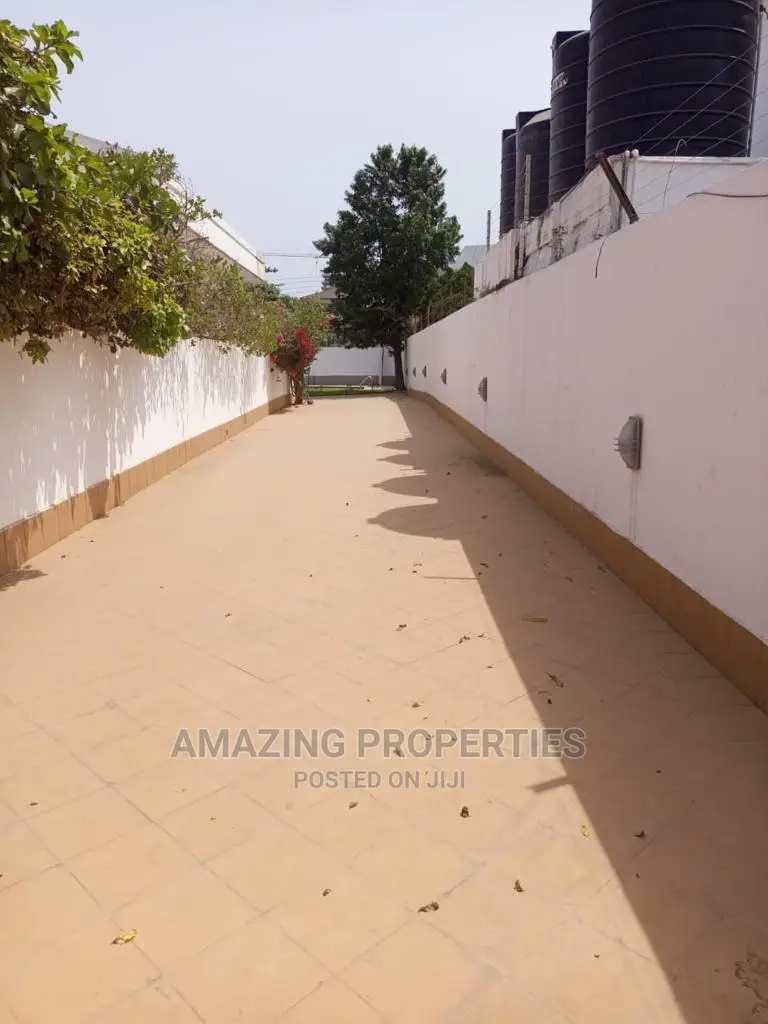 4bdrm House in Airport Residential for Rent in Airport Residential Area