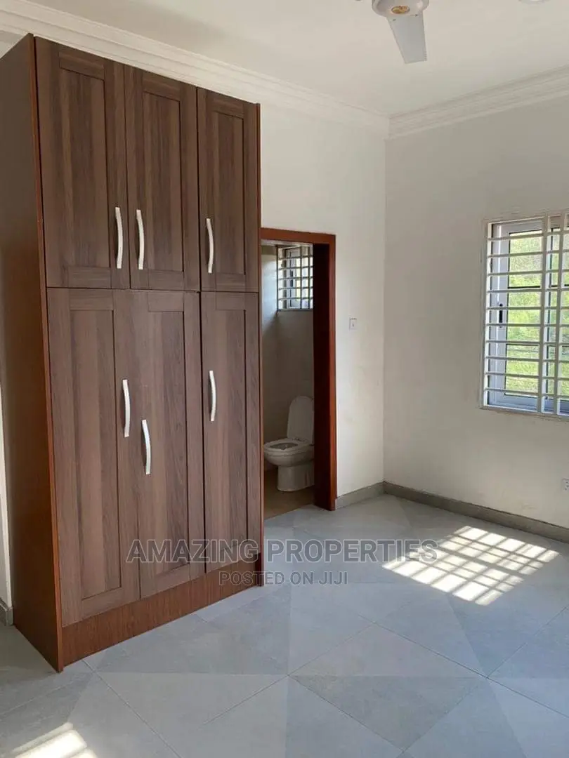 4bdrm House in for Rent 4 Bedroom'S for Rent in Airport Residential Area