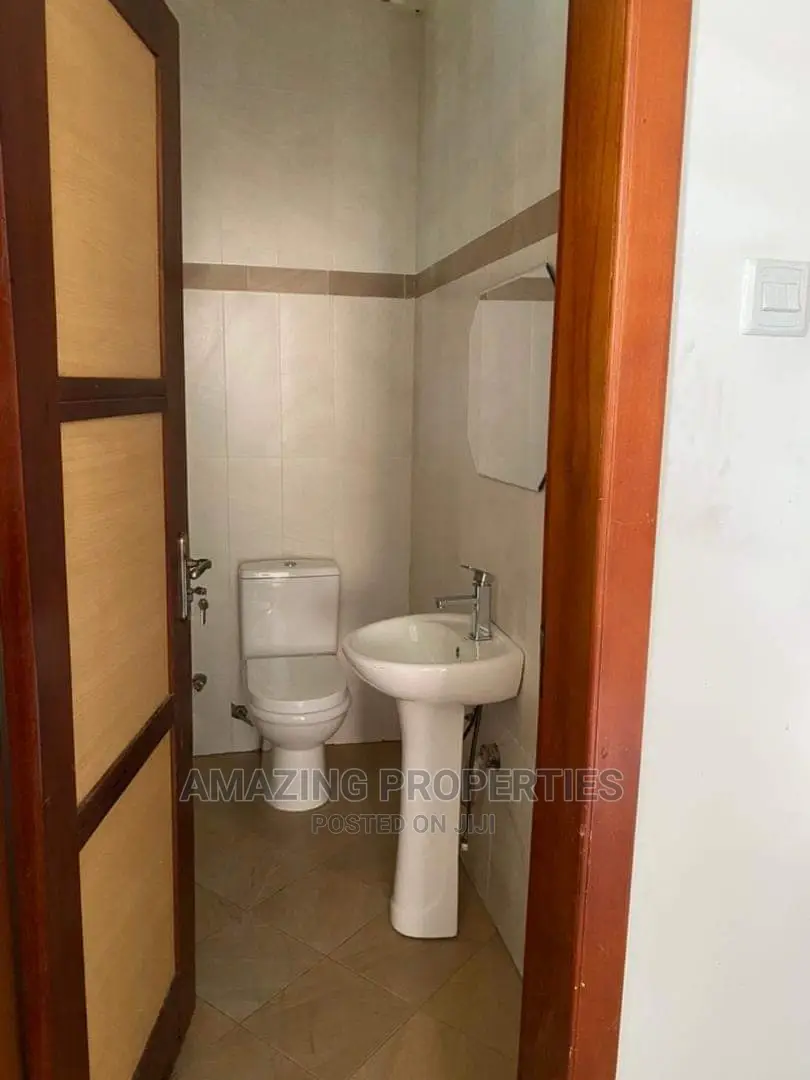 4bdrm House in for Rent 4 Bedroom'S for Rent in Airport Residential Area