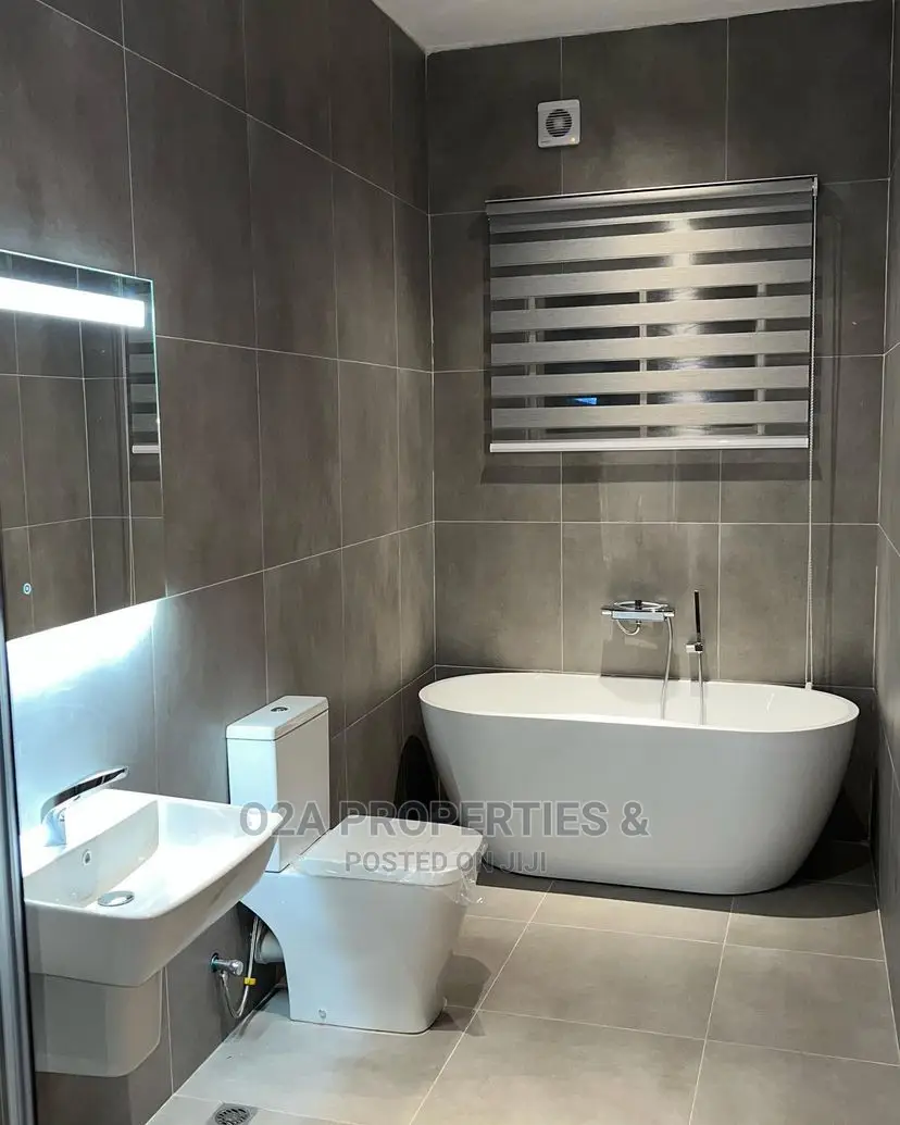 Furnished 4bdrm House in School Junction for Sale in School Junction