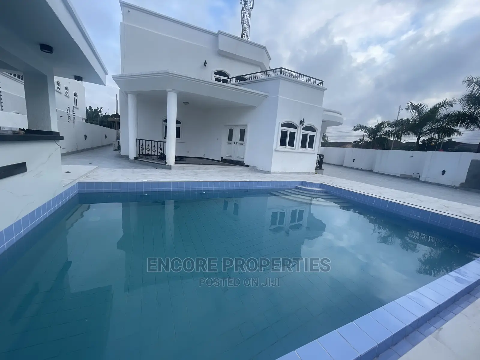 5bdrm Mansion in East Legon for Rent in East Legon