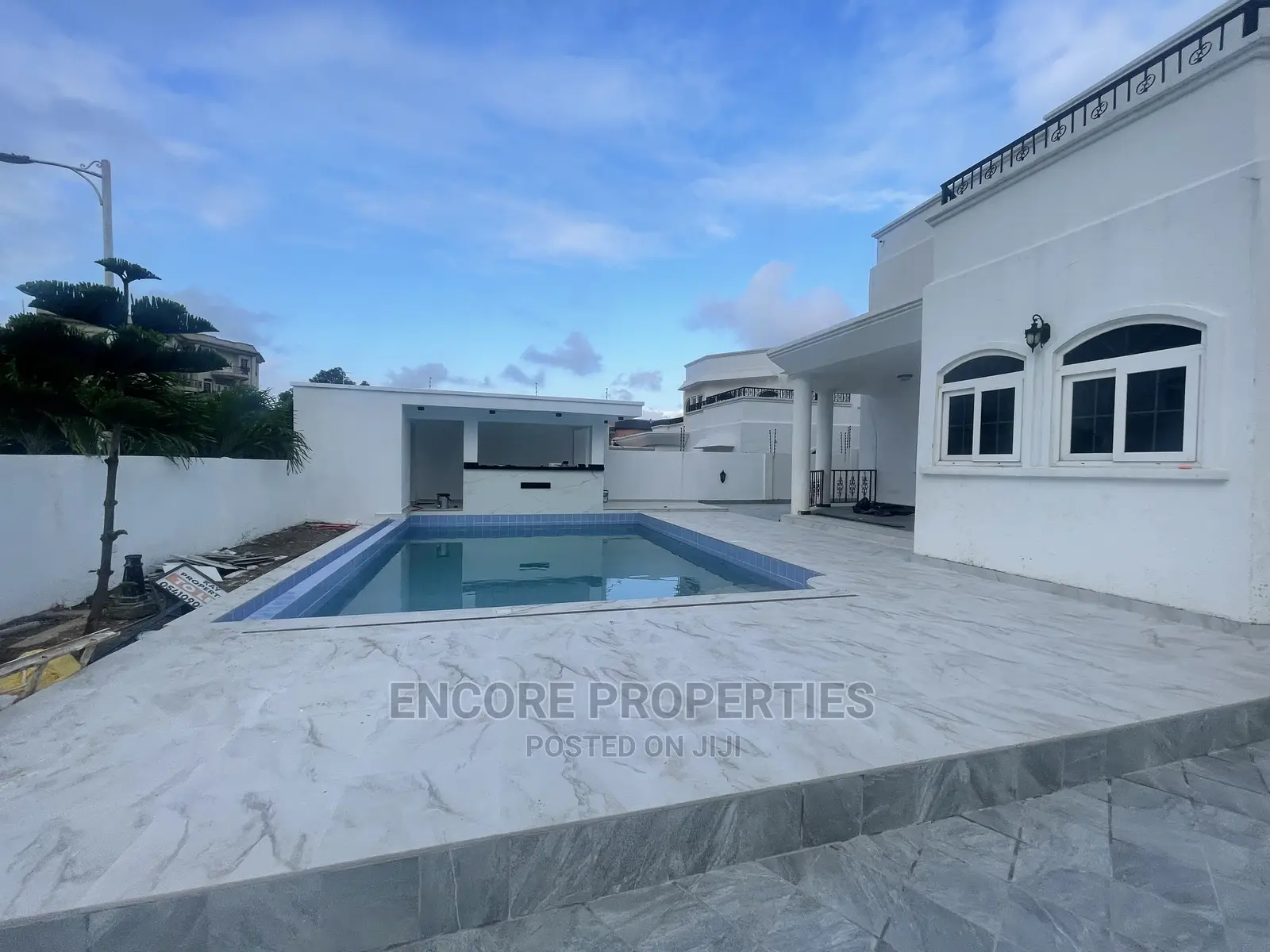 5bdrm Mansion in East Legon for Rent in East Legon