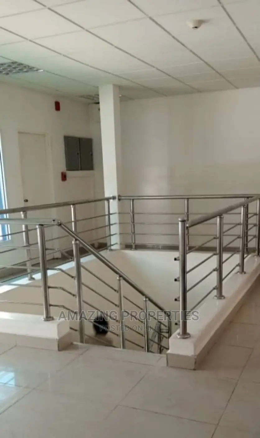 Office Plaza for Rent at North Ridge in North Ridge