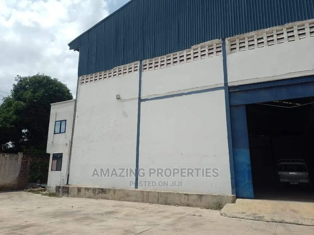 600sqm Warehouse for Rent at Achimota in Achimota