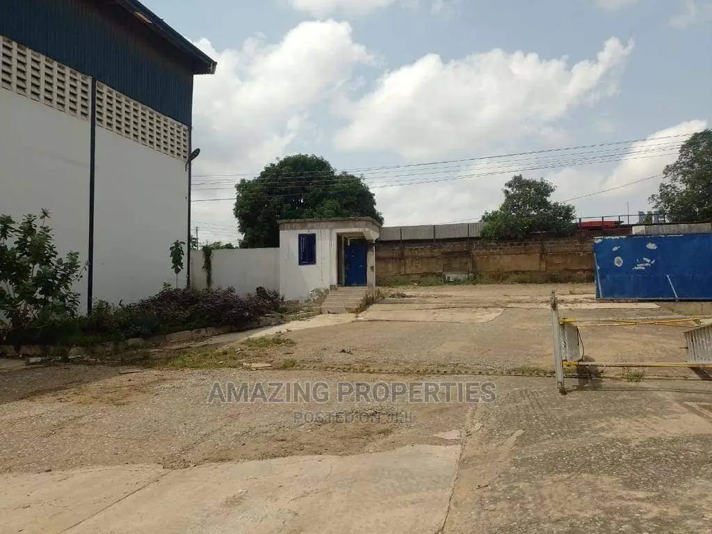 600sqm Warehouse for Rent at Achimota in Achimota