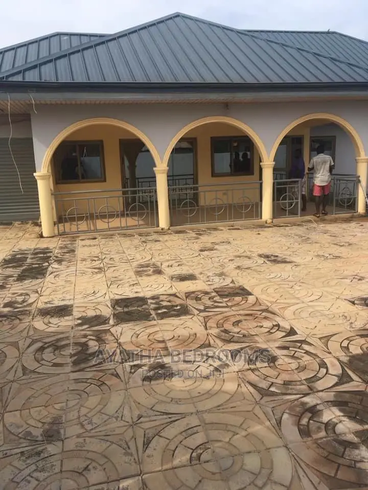 4bdrm House in Ayathar Bedroom, Oyarifa for Sale in Oyarifa