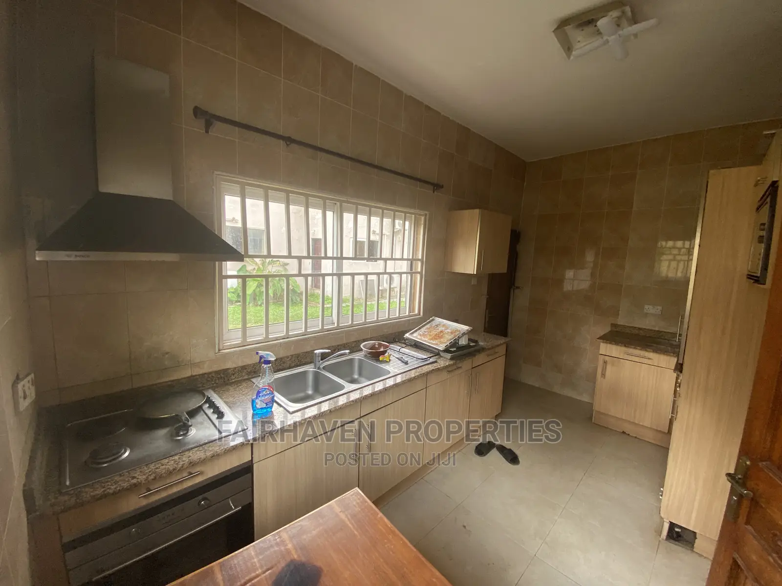 3bdrm Apartment in Tesano for Rent in Tesano