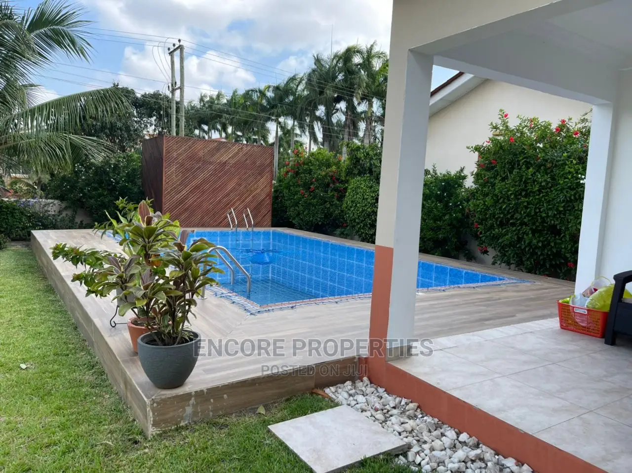 Furnished 4bdrm House in Spintex for Sale in Spintex