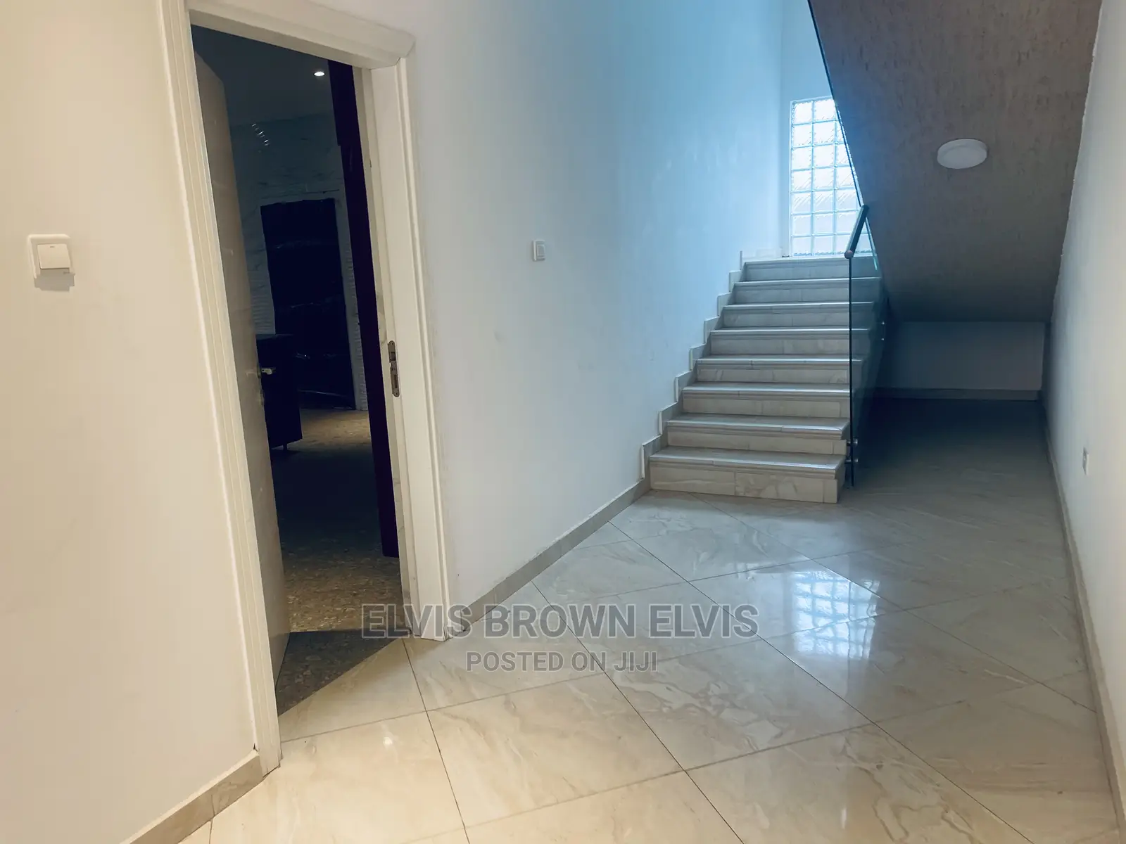 5bdrm Duplex in Living Large, East Legon for Sale in East Legon