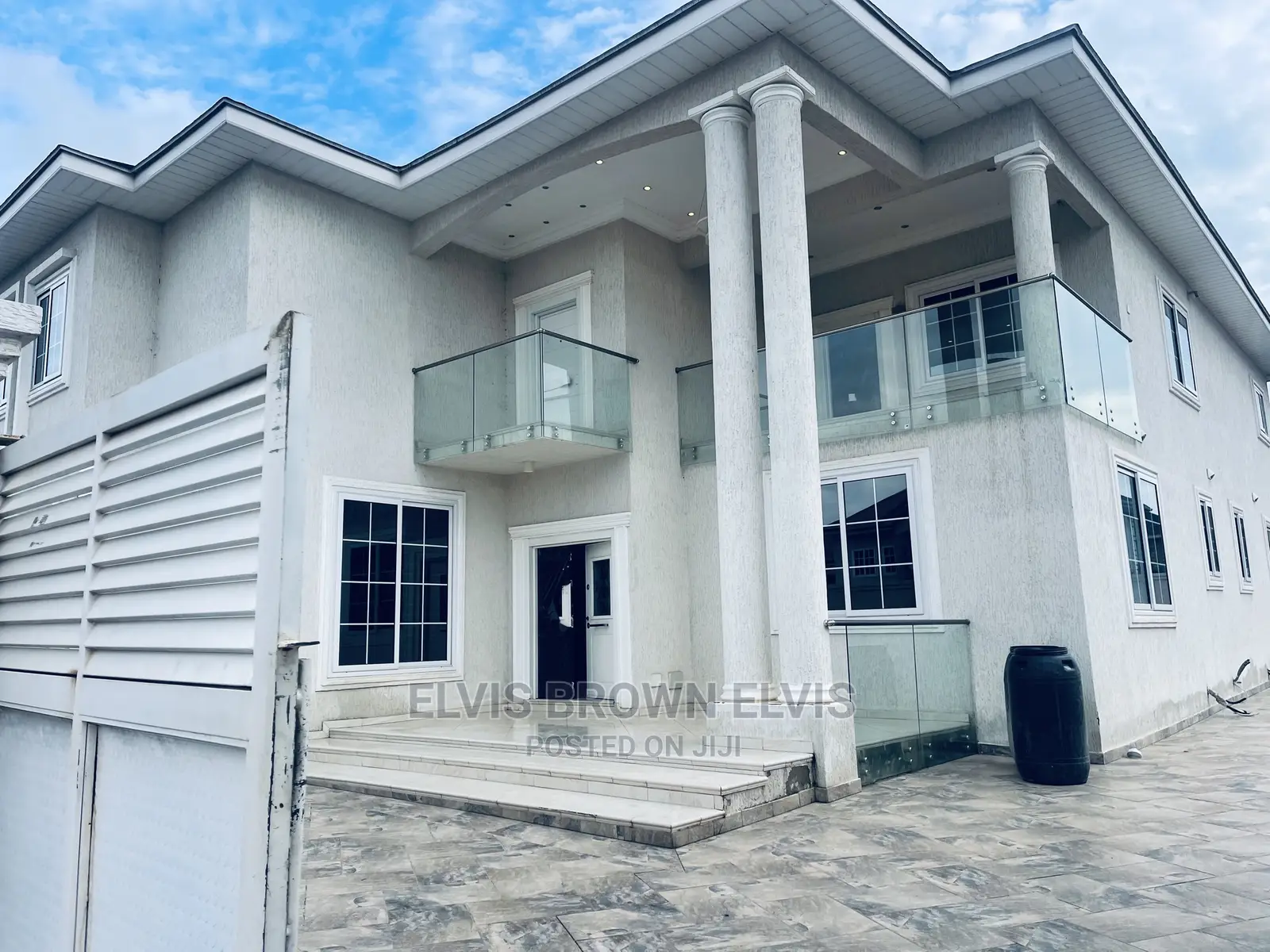 5bdrm Duplex in Living Large, East Legon for Sale in East Legon